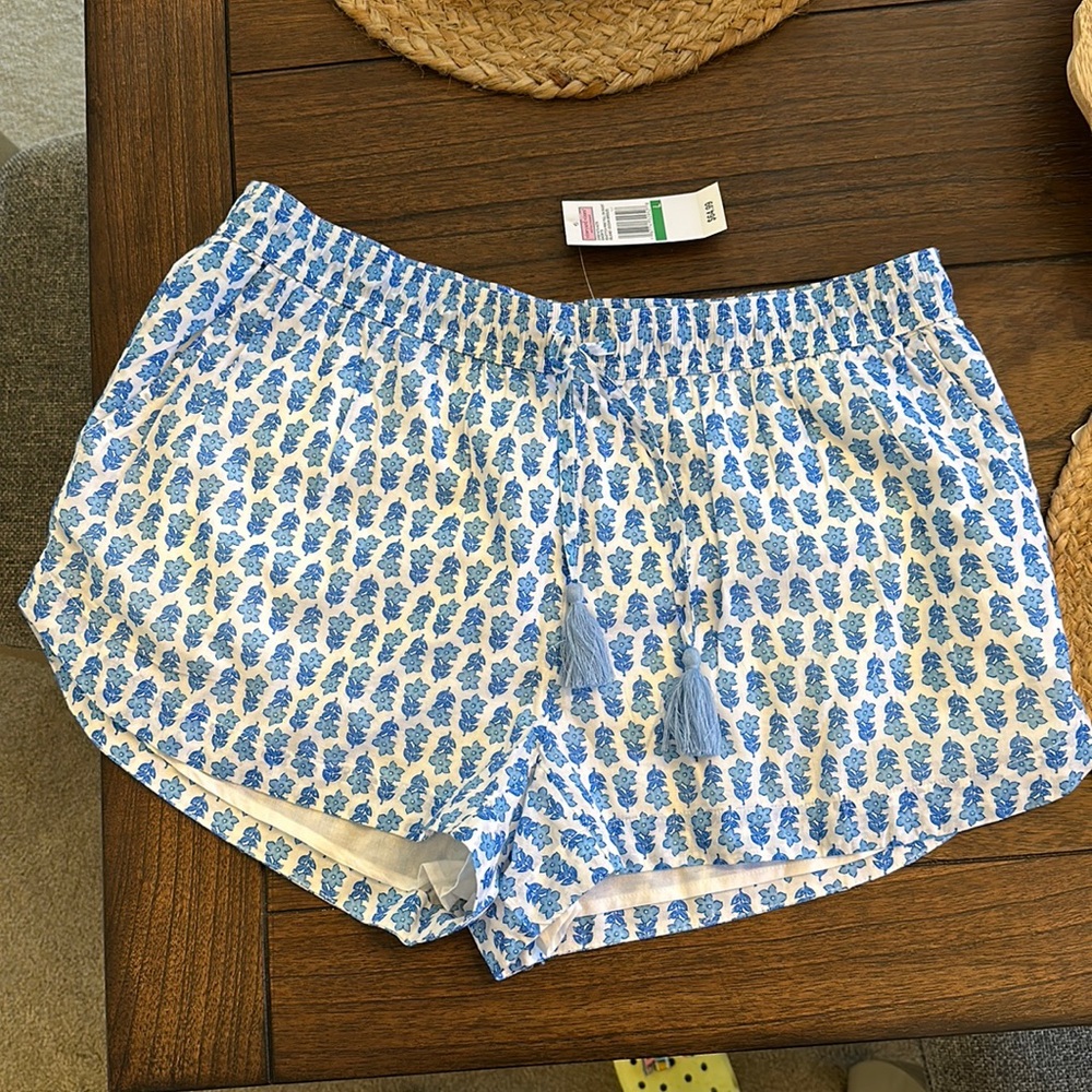 NWT Vineyard Vines Outlet Pull on shorts